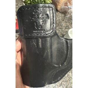DeSantis Gunhide 127 V5 Black Leather IWB Right Hand Holster Made in USA
